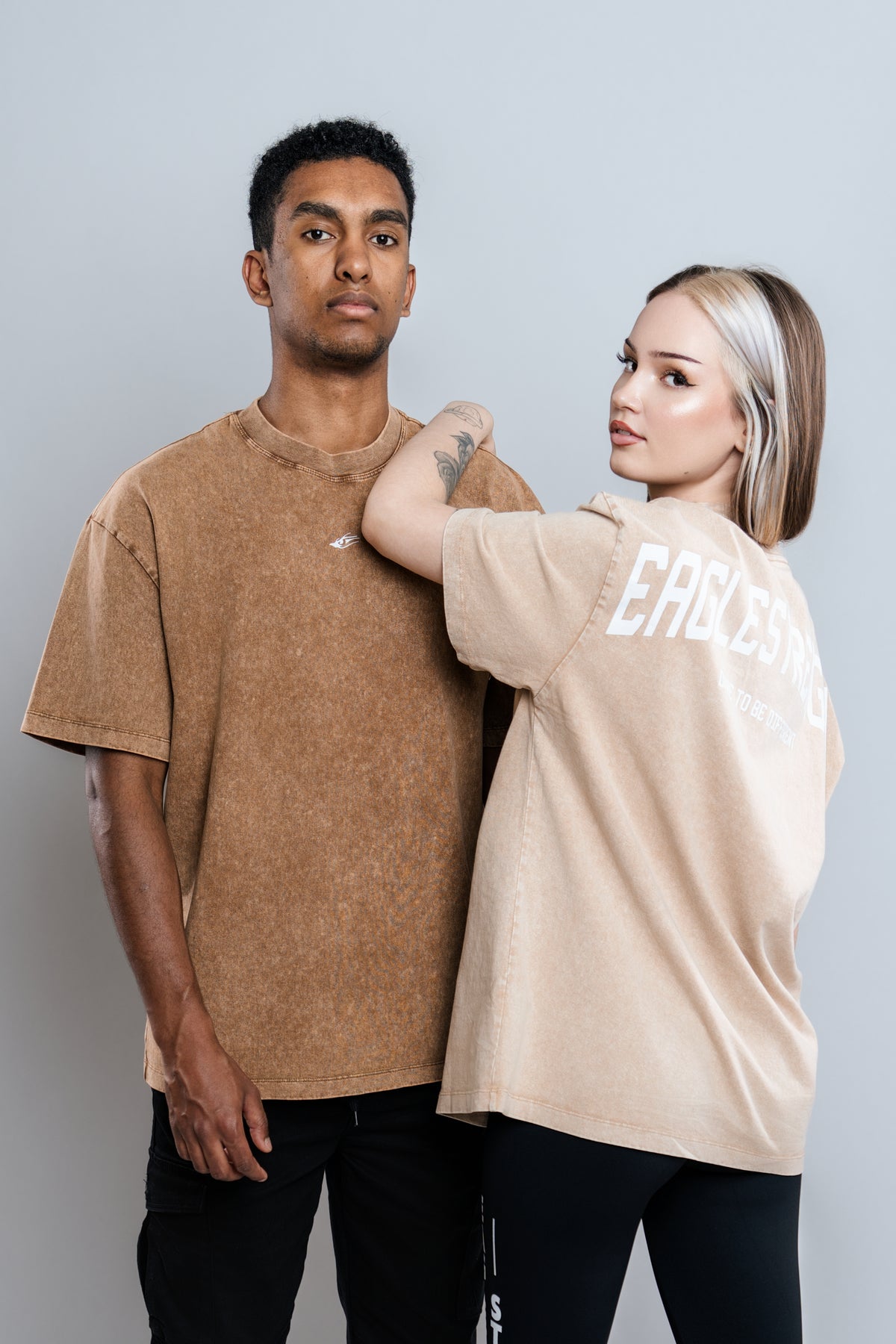 ES Unisex Oversized T-Shirt